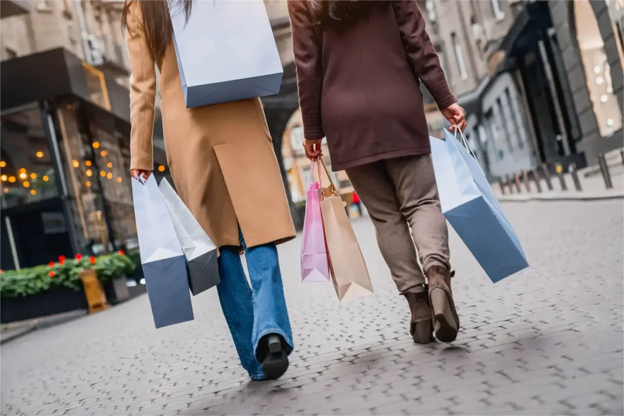 walking_shopping walking shopping
